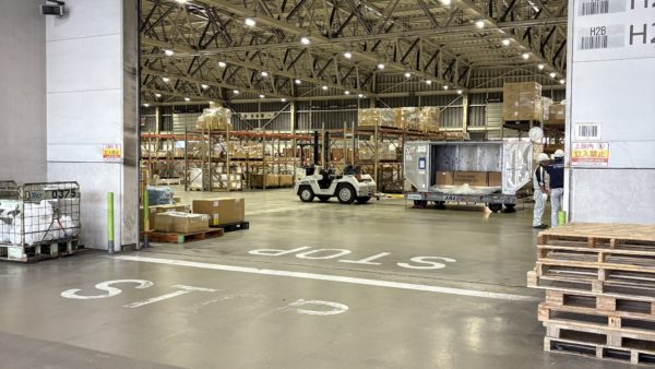 アメリカ（ロサンゼルス） ➡ 群馬県藤岡市